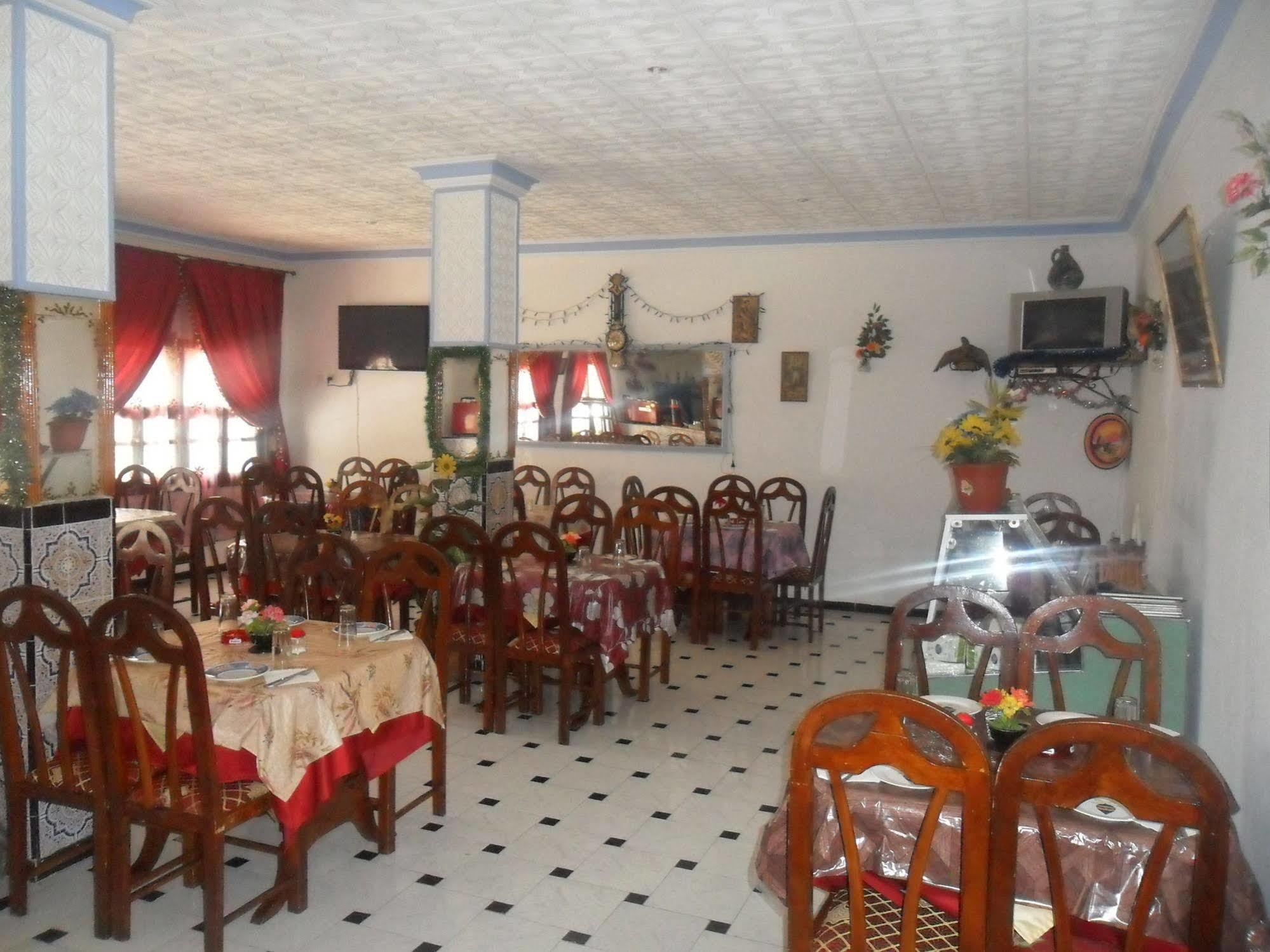 Hotel Zouar Şafşavan Dış mekan fotoğraf