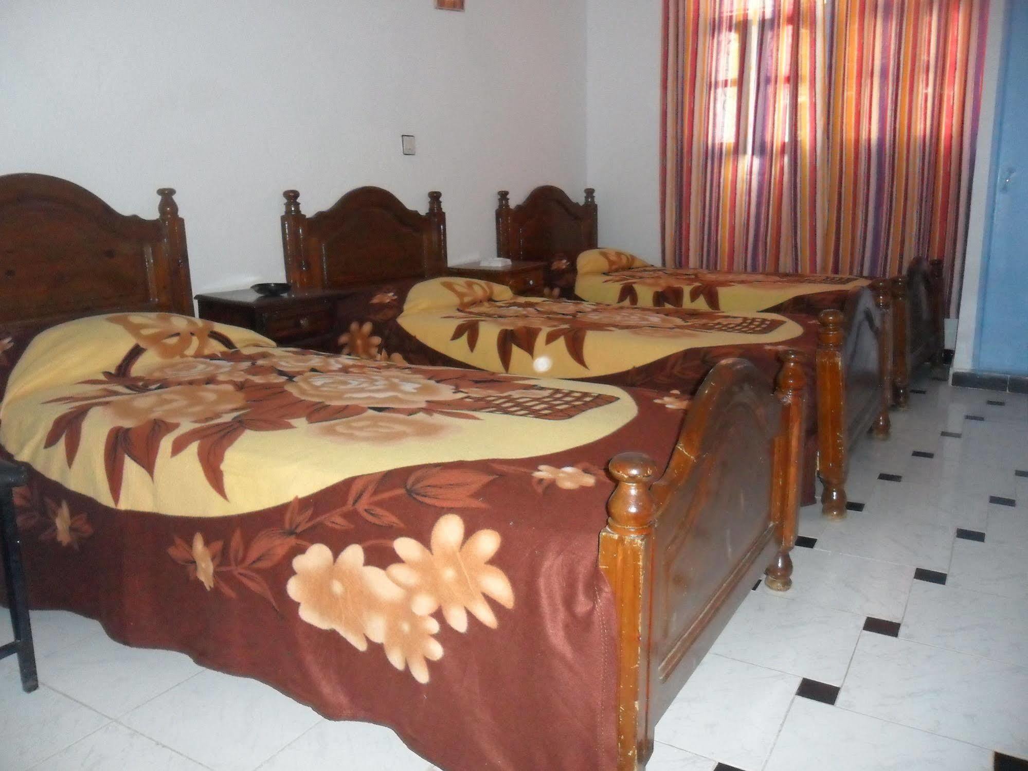 Hotel Zouar Şafşavan Dış mekan fotoğraf
