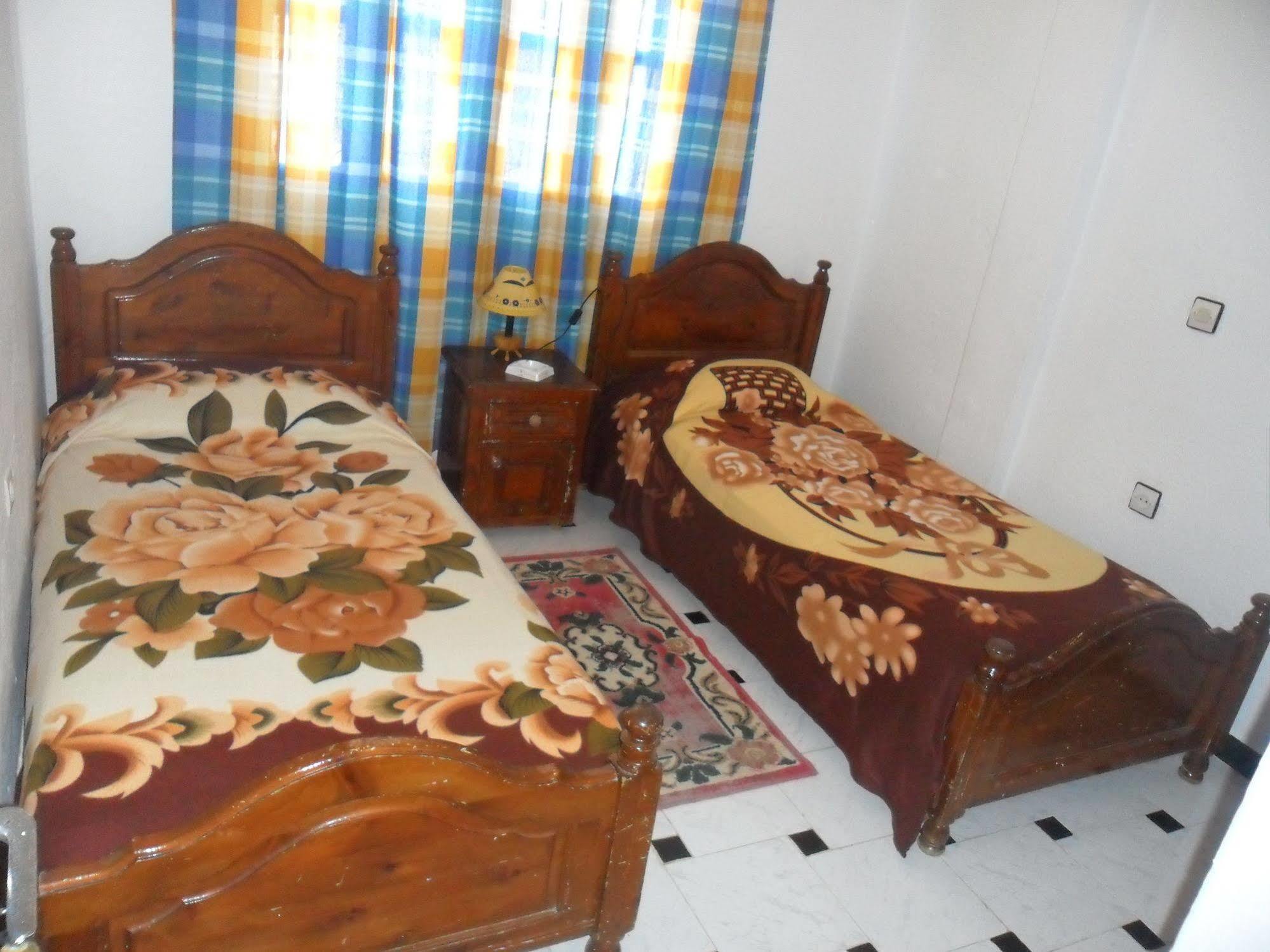 Hotel Zouar Şafşavan Dış mekan fotoğraf
